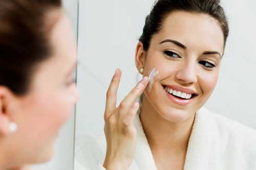 Tips merawat kulit bagi Ladies yang sering berada di ruangan AC