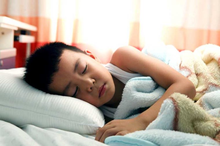 5 Kiat Instan Stop Kebiasaan Tidur Mangap Tanpa Mulut Diplester
