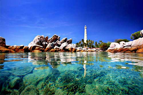fakta menarik wisata Pantai Tanjung Kalayang di Belitung