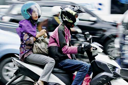 9 Cara praktis agar aman naik ojek online