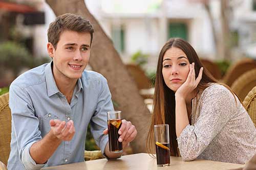 7 Hal yang dapat merusak kencan pertamamu 