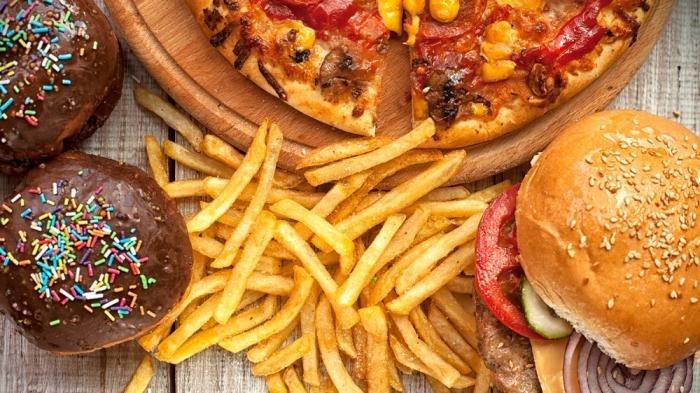 tips mengatasi kebiasaan makan junk food