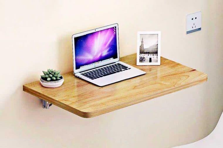 Desain Meja Komputer Lesehan yang Bisa Ditempel di Dinding