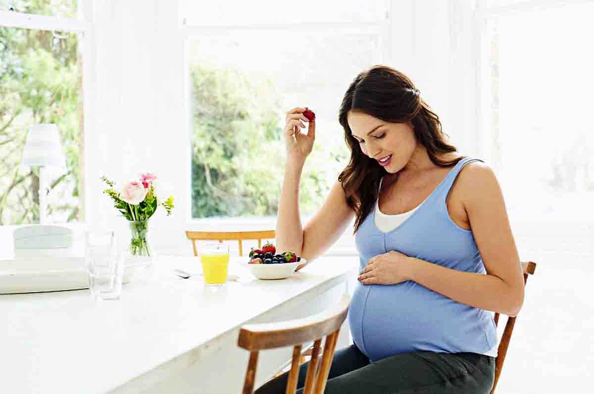 Berat Badan Bertambah - Sakit pinggang saat hamil 2 bulan bisa disebabkan berat badan
