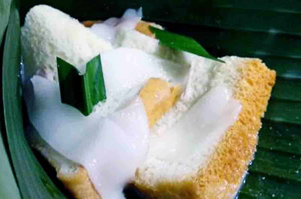 Pis Roti Susu Kental Manis - Olahan dari roti tawar dan susu yang mudah dibuat