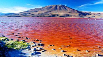 Danau Urmia - Danau Terbesar di Benua Asia
