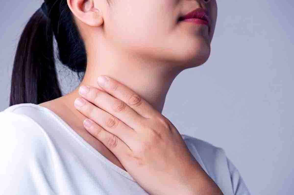 Sukar Membuka Mulut – Ciri penyakit gondongan pada wanita dewasa jika sudah cukup parah