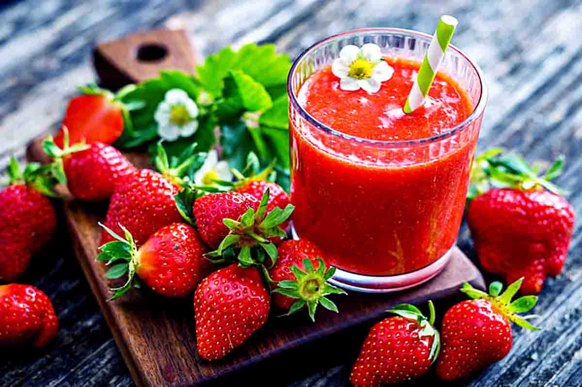 Jus Strawberry - Jus buah buat kulit awet muda dengan rasa super segar