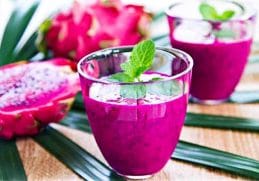 Smoothie Buah Naga - Kalori buah naga untuk diet bisa maksimal jika dibuat minuman segar