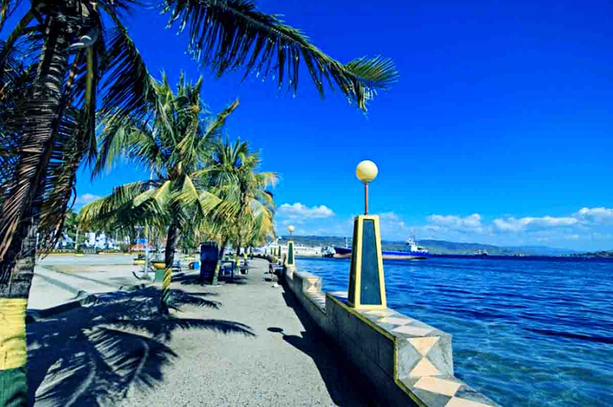 Pantai Kamali - Nama pantai serta laut pada Pulau Sulawesi tepatnya Baubau