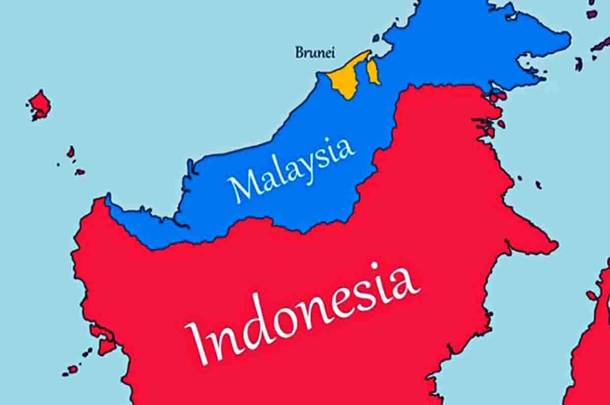 Pulau Kalimantan - Batas wilayah laut dan darat Pulau Sumatera di bagian timur