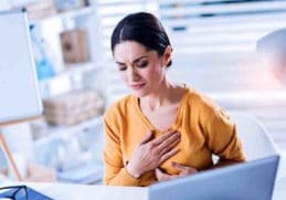 Bercak Pada Kulit - Pertanda kuku bagi penderita sakit jantung ditandai terutama di telapak kaki dan tangan (Lesi Janeway)