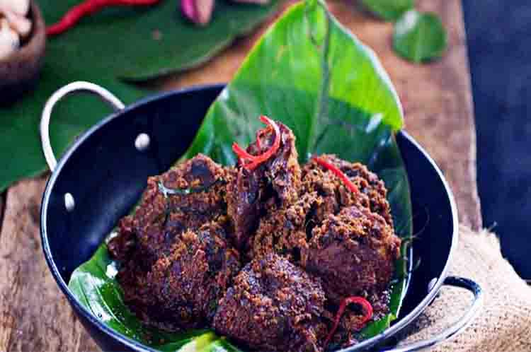 Rendang - Produk makanan Indonesia yang mendunia karena rasanya terkenal lezat