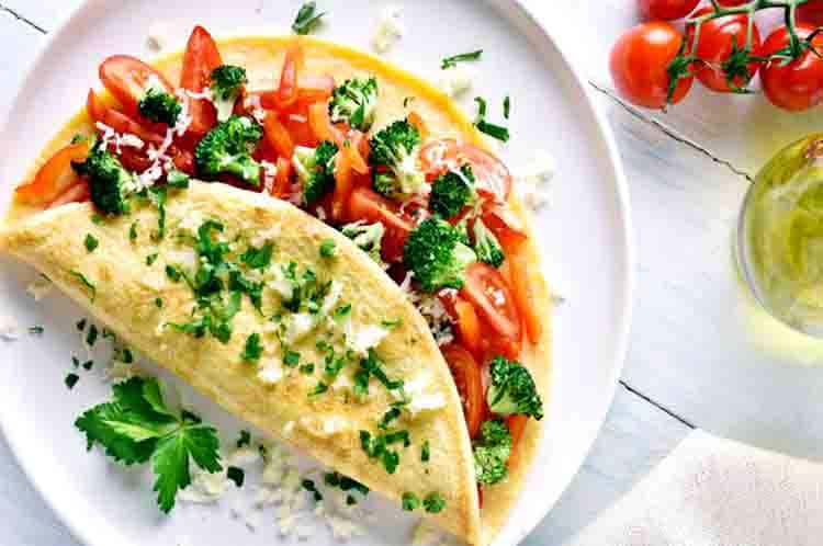 Omelet Telur - Resep sayuran enak dan bergizi yang mengandung protein tinggi