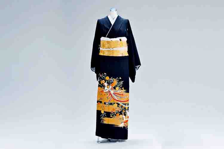 Kurotomisode - Fakta pakaian tradisional jepang seperti Kimono tetapi khusus untuk orang yang sudah menikah