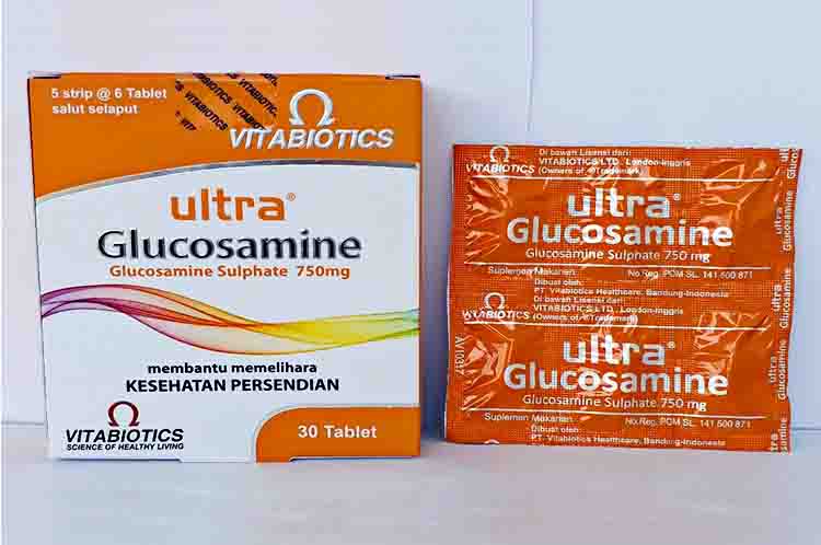Vitabiotics Ultra Glucosamine 30S -  Obat nyeri sendi tangan di apotik yang cocok untuk lansia