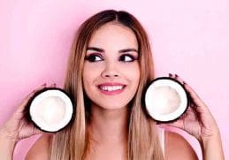 Membantu Mengatasi Jerawat - Manfaat virgin coconut oil untuk wajah yang bersifat membersihkan