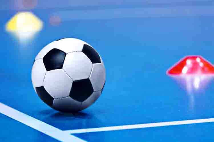 Bola Futsal - Sebutkan Tiga Macam Permainan Bola Besar yang ketiga adalah bola futsal