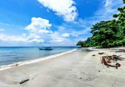 Pantai nusakambangan kabupaten cilacap jawa tengah