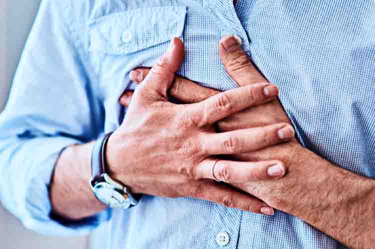 Bagian Dada - Organ pencernaan yang dapat terserang penyakit maag akibat komplikasi