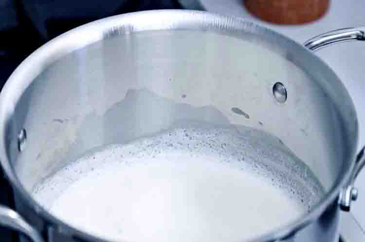 Tambahkan Garam  - Cara membuat susu kedelai yang benar step 9