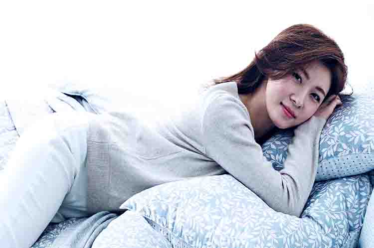 Ha Ji Won - aktris Korea umur 40 tahunan yang terlihat muda adalah Ha Ji Won