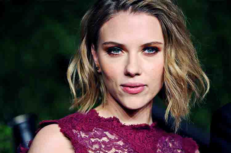 Scarlett Johansson - Artis terseksi di dunia sepanjang masa adalah Scarlett Johansson