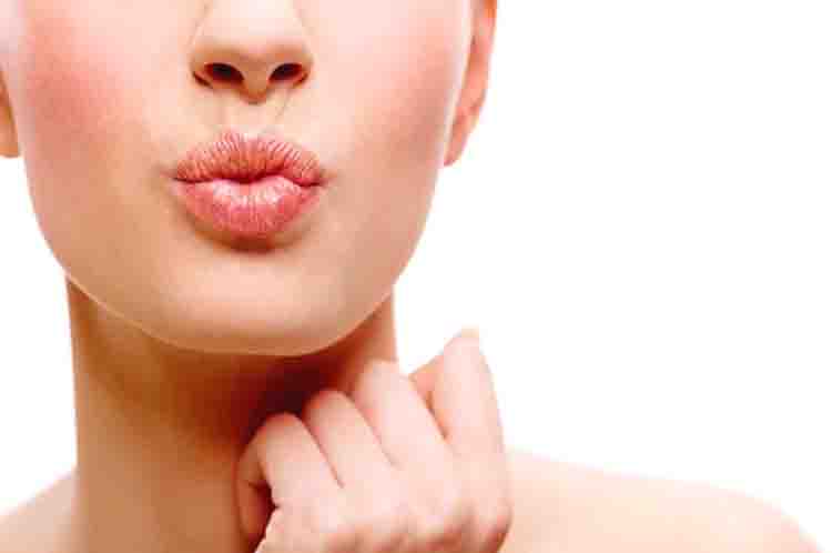 Lip Balm Alami - Khasiat kayu manis untuk wanita adalah untuk lip balm alami