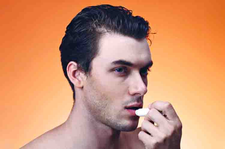 Mengatasi Mulut Kering - Manfaat buah pinang muda untuk laki-laki adalah mengatasi mulut kering