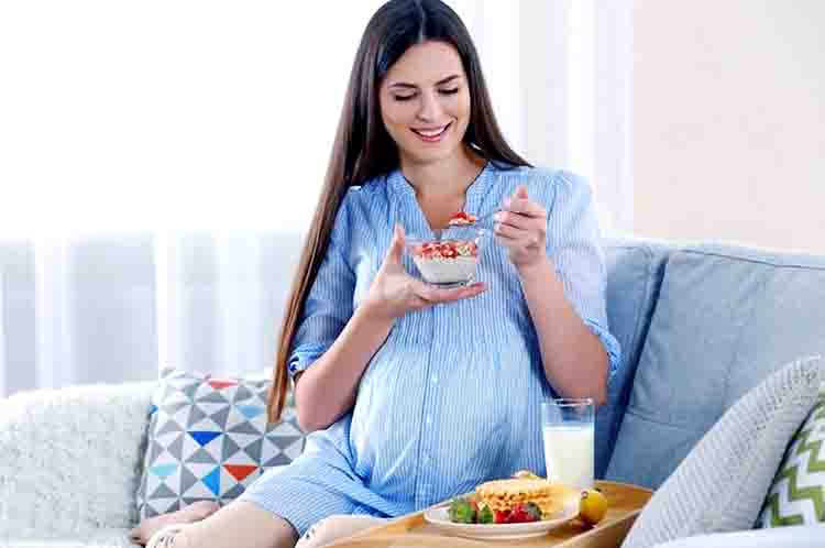 Diet - Pantangan hamil 3 bulan adalah diet