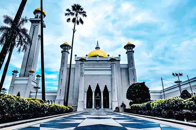 Memiliki Arti Tempat Tinggal Yang Damai - Negara yang memiliki wilayah paling kecil di Asia Tenggara adalah Brunei Darussalam